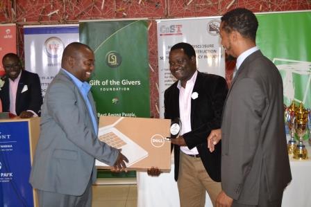 Centre for Solutions Journalism (CSJNEWS)  director  wins media awards in Malawi   